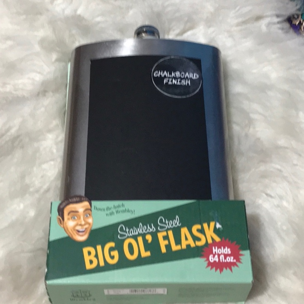 NWT giant 64oz stainless steel flask chalkboard